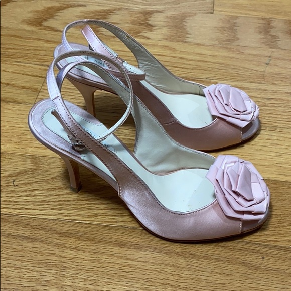 american glamour Shoes - American Glamour Badgley Mischka Pink Heels Size 7